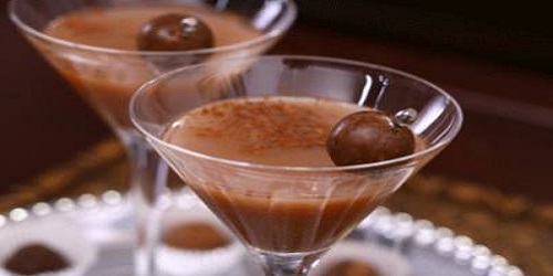 изображение фото: коктейль на основе кофейного ликера Калуа фото: коктейль на основе кофейного ликера Калуа